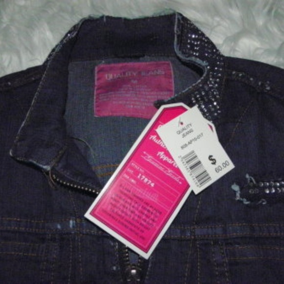lightweight cropped Jean Jacket - Picture 2 of 6